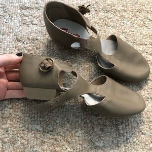 Tan Capezio jazz lyrical shoes